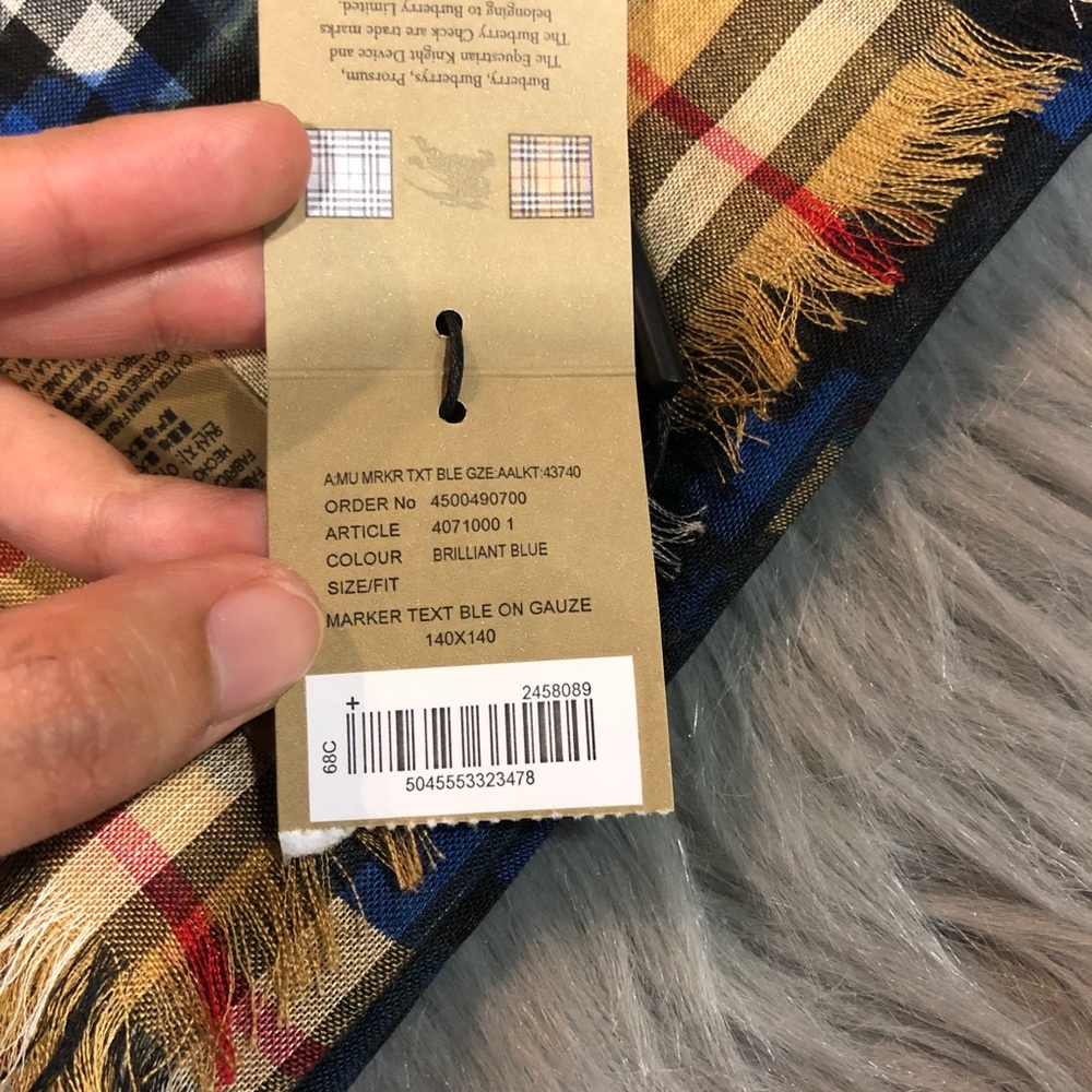 Burberry marker graffiti blue scarf - Picture 5 of 5